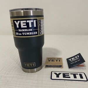 YETI Rambler 30 oz Tumbler